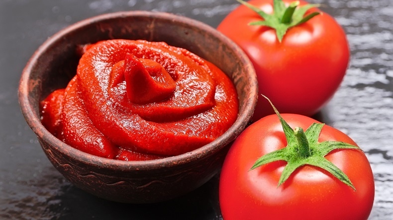 صادرات رب گوجه ایران در بشکه‌های ۲۲۰ کیلویی